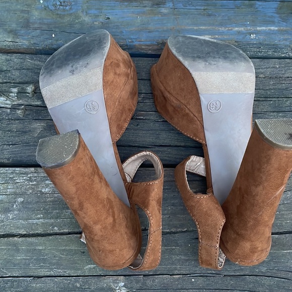 Candies platform chunky heels Sz 9.5 brown suede like Y2K open toe 5.5 in heels - Picture 12 of 15